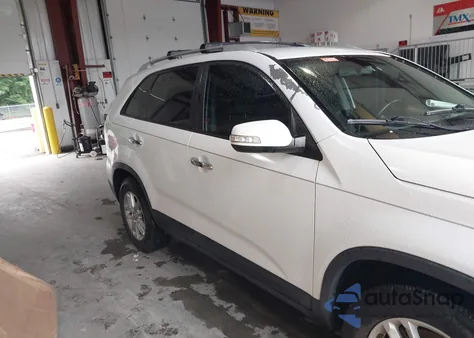 2014 Kia Sorento Lx from USA, damaged, VIN 5XYKT3A61EG442324